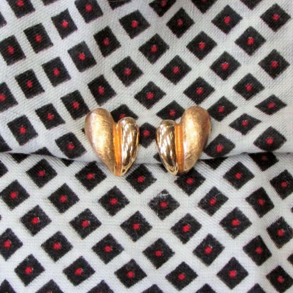 Vintage D'Orlan Clip Earrings Signed Numbered Teardrop Goldtone Jewelry - Picture 1 of 6